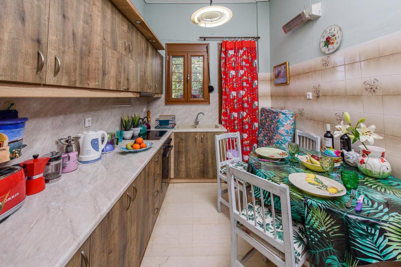 Aegina'S Flowers House Екстериор снимка