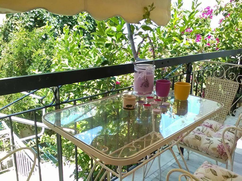 Aegina'S Flowers House Екстериор снимка