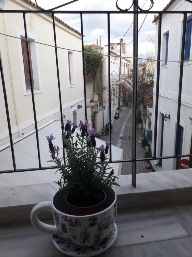Aegina'S Flowers House Екстериор снимка