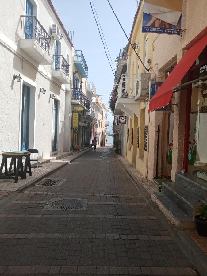 Aegina'S Flowers House Екстериор снимка
